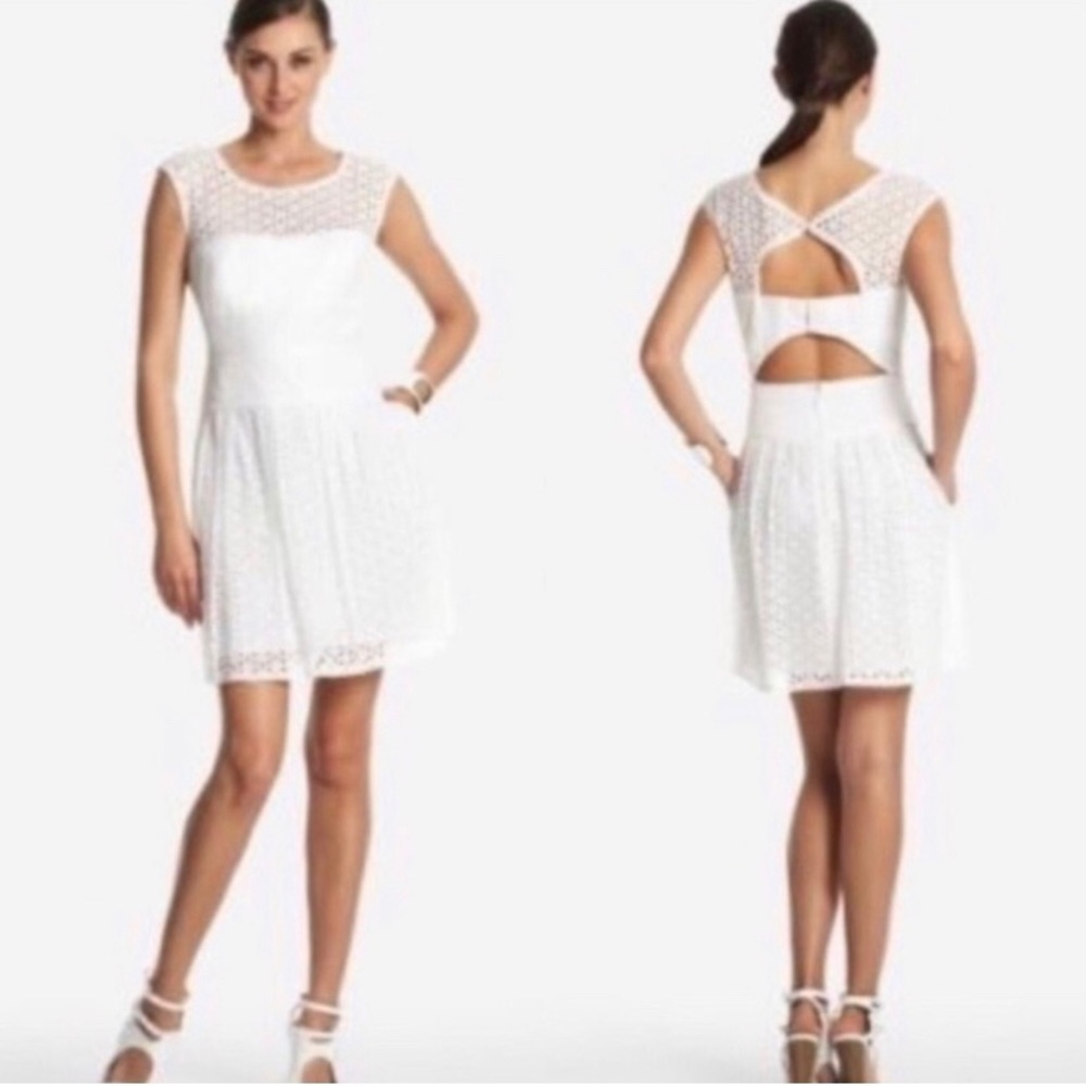 BCBG MAXAZRIA ☆ "Elvita" White Cotton Eyelet Cutout Dress ☆ Size 8
